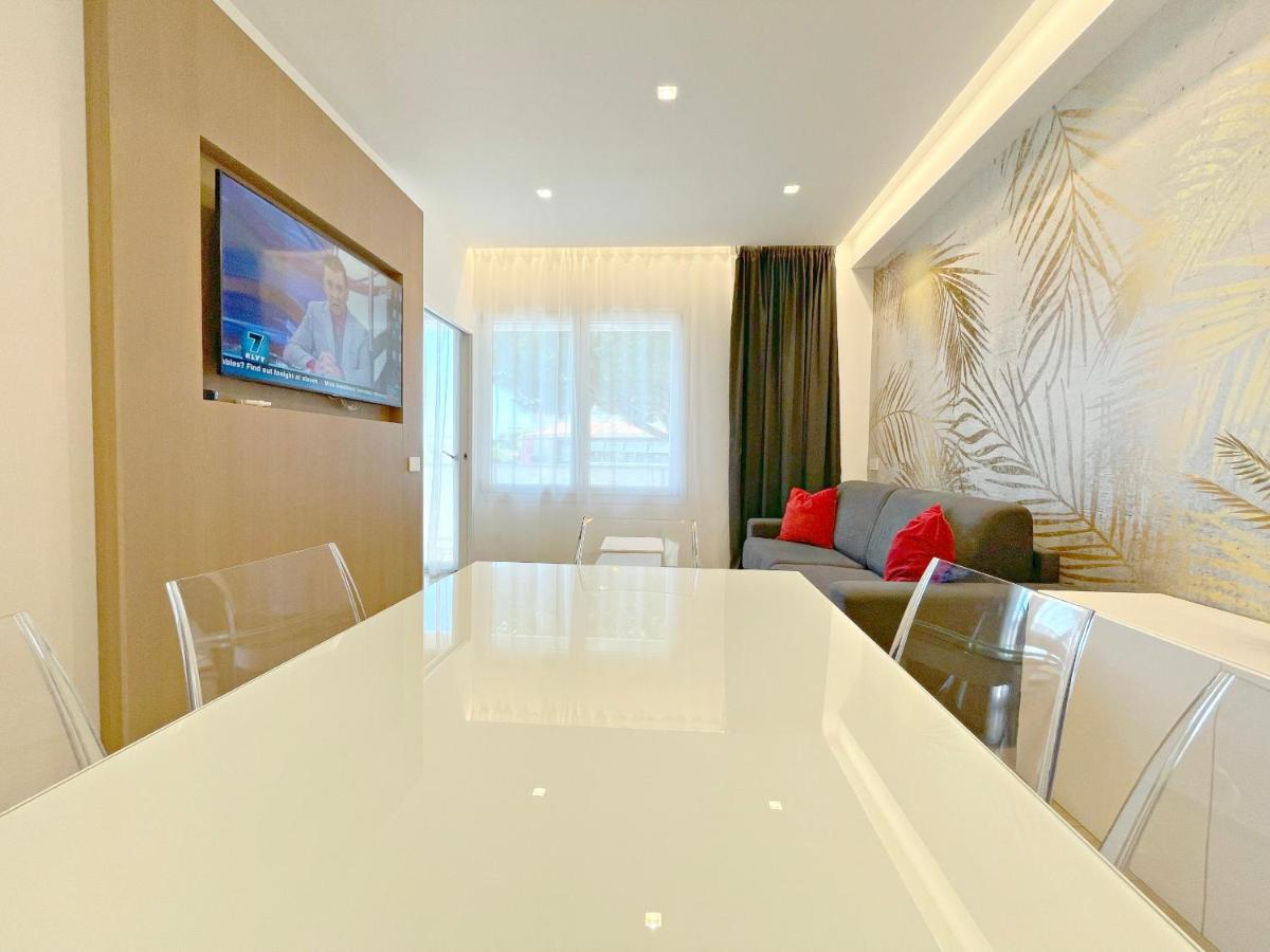 Arcioun Suite Riccione Exterior photo